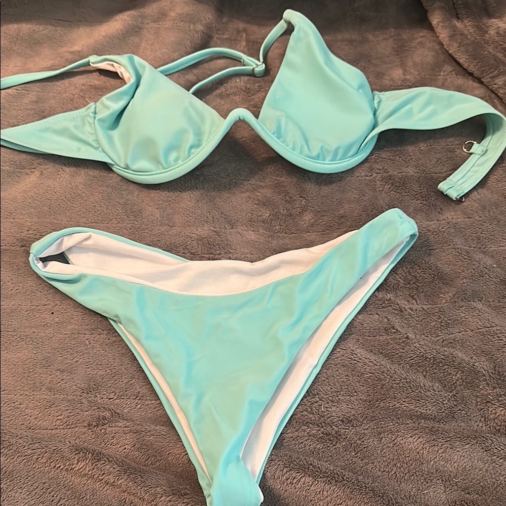 Aqua Bikini Set